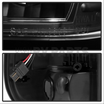 Xtune Tail Light Assembly - LED 5082084-3