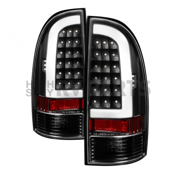 Xtune Tail Light Assembly - LED 5082121