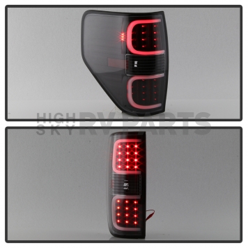 Xtune Tail Light Assembly - LED 5082169-7
