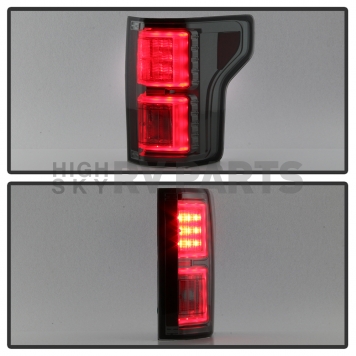Spyder Automotive Tail Light Assembly - LED 5083708-6