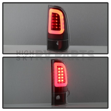 Spyder Automotive Tail Light Assembly - LED 5084231-2