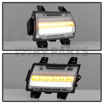 Spyder Automotive Turn Signal Light Assembly - LED 5086778-4