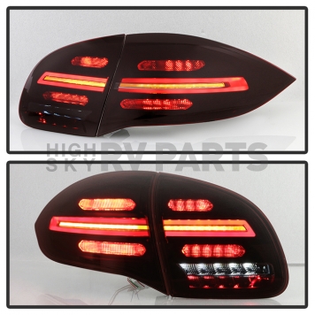 Spyder Automotive Tail Light Assembly - LED 5086907-3