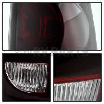 Xtune Tail Light Assembly 9026355-1