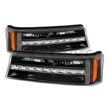 Xtune Parking/ Turn Signal Light Assembly - LED 9027482