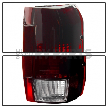 Xtune Tail Light Assembly 9030567-3