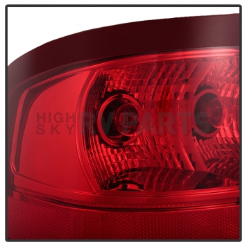 Xtune Tail Light Assembly 9031991-3
