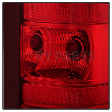 Xtune Tail Light Assembly 9031991-4