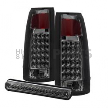 Xtune Tail Light Assembly - LED 9032752