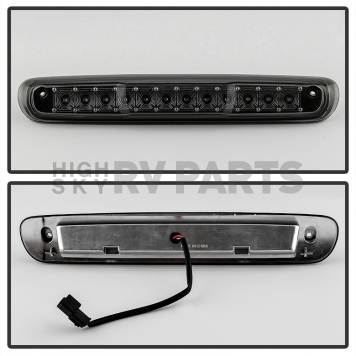Xtune Center High Mount Stop Light - LED 9032882-1