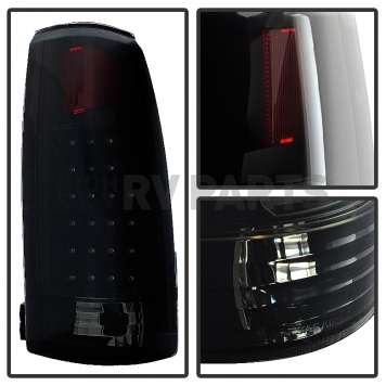 Xtune Tail Light Assembly - LED 9034459-1