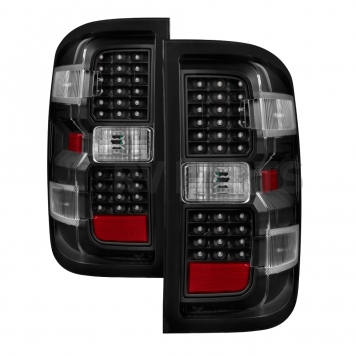 Xtune Tail Light Assembly - LED 9036545