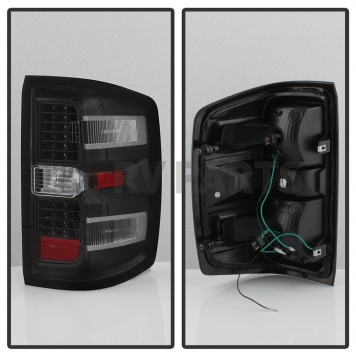 Xtune Tail Light Assembly - LED 9036545-1