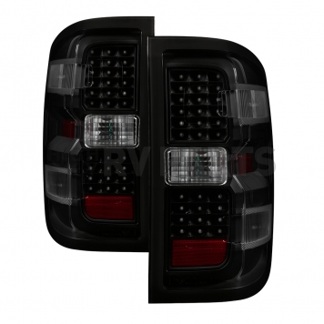 Xtune Tail Light Assembly - LED 9036552
