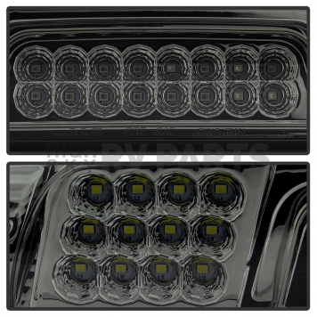 Xtune Center High Mount Stop Light - LED 9037528-3