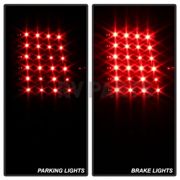 Xtune Tail Light Assembly - LED 5013200-8
