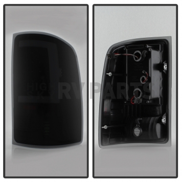 Xtune Tail Light Assembly - LED 9038518-1