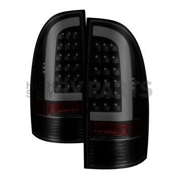 Xtune Tail Light Assembly - LED 9038556