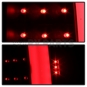 Xtune Tail Light Assembly - LED 9038778-6