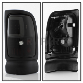 Xtune Tail Light Assembly - LED 9038877-1