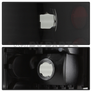 Xtune Tail Light Assembly - LED 9038877-3