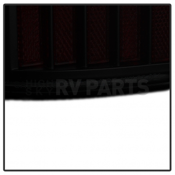 Xtune Tail Light Assembly - LED 9039218-4