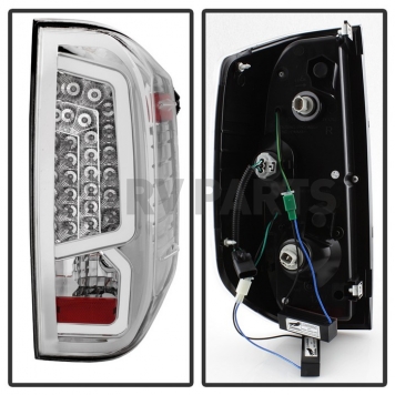 Xtune Tail Light Assembly - LED 9040467-1