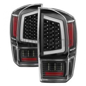 Xtune Tail Light Assembly - LED 9041686