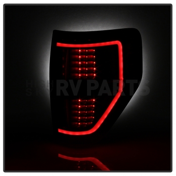 Xtune Tail Light Assembly - LED 9042195-3