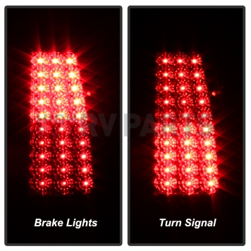 Xtune Tail Light Assembly - LED 5008787-8
