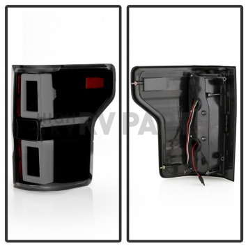 Xtune Tail Light Assembly - LED 9048609-1