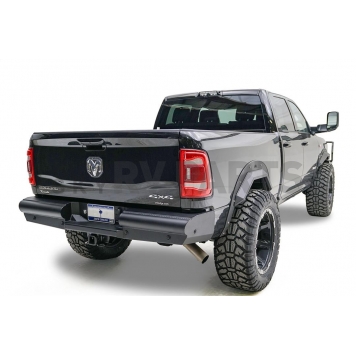 Fab Fours Bumper Premium 1-Piece Design Steel Black - DR19-U4450-1-2