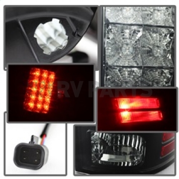 Spyder Automotive Tail Light Assembly - LED 5077578-4