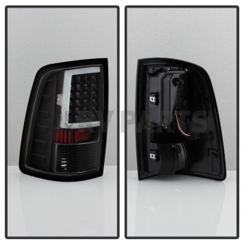 Xtune Tail Light Assembly - LED 5082206-2