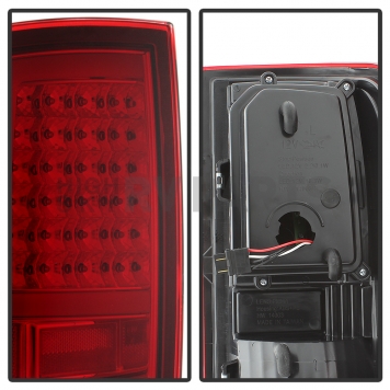 Xtune Tail Light Assembly - LED 5082213-3
