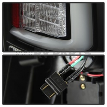 Spyder Automotive Tail Light Assembly - LED 5084026-6