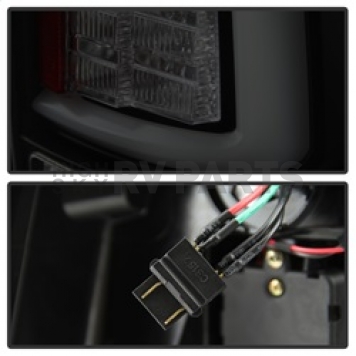 Spyder Automotive Tail Light Assembly - LED 5084033-2
