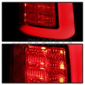 Spyder Automotive Tail Light Assembly - LED 5084033-6