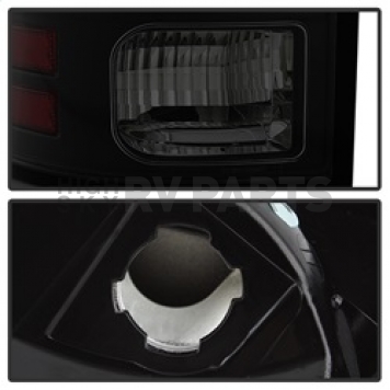 Spyder Automotive Tail Light Assembly - LED 5084064-4