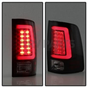 Spyder Automotive Tail Light Assembly - LED 5084064-7