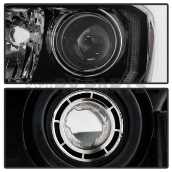 Spyder Automotive Headlight Assembly 9948589-3
