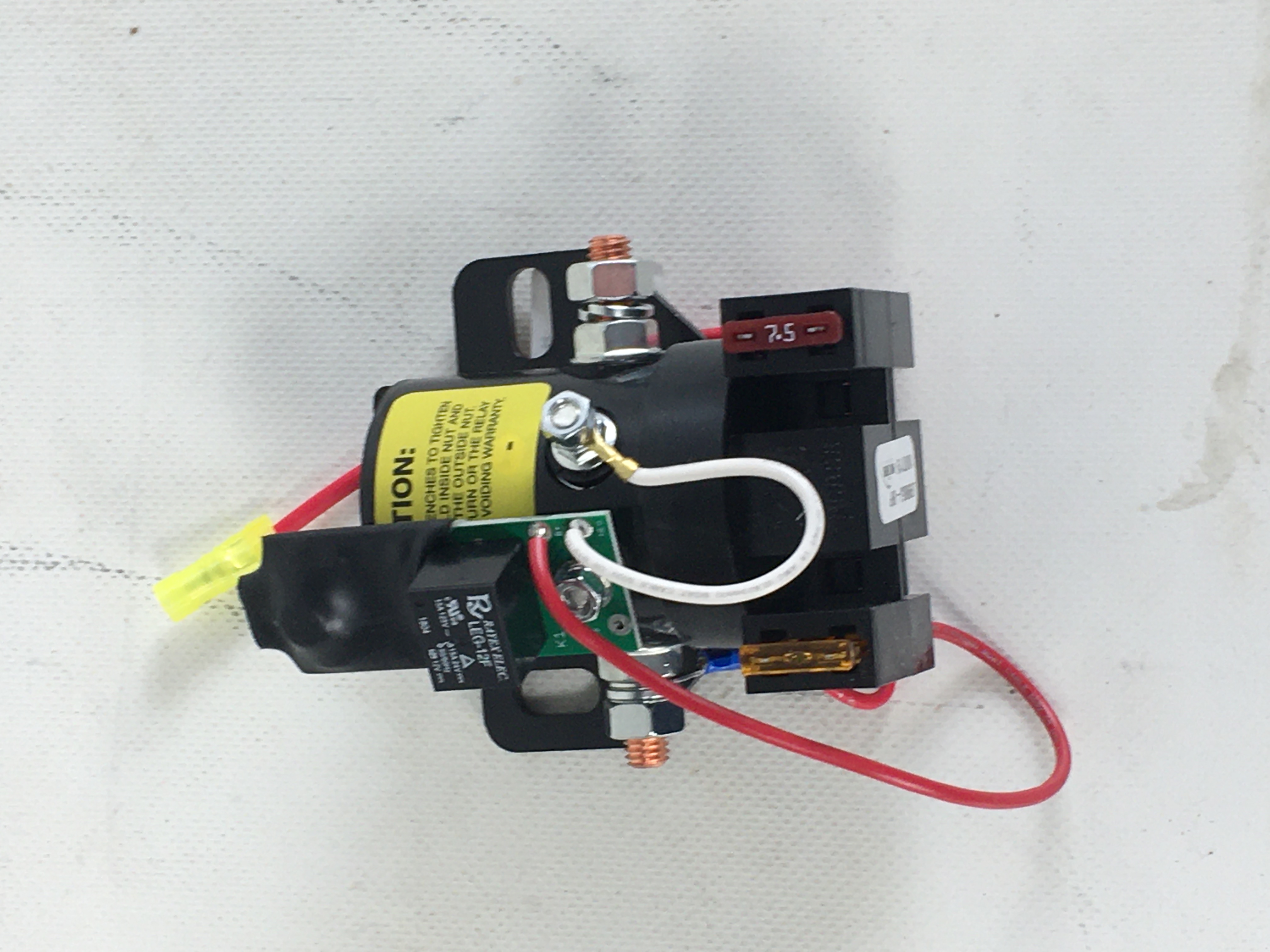 KIB Electronics Battery Disconnect Switch LR9806JBIP